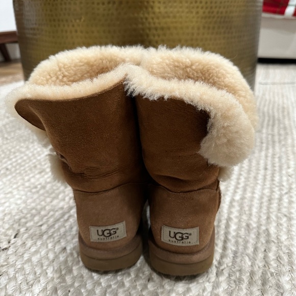 UGG Bailey Button Boots - Picture 4 of 5